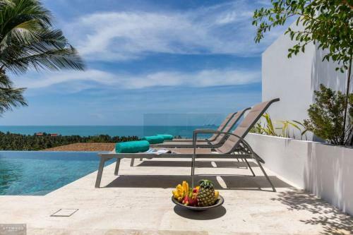 4 Bedroom Luxury Sea View Villa Lilac