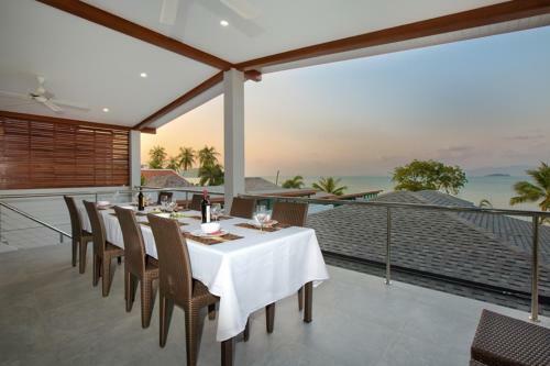 7 Bedroom Beautiful Beach Front Villa