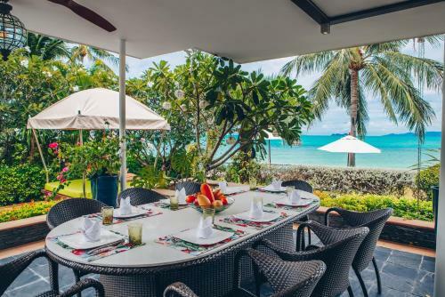 5 Bedroom Beach Front Villa Bang Po