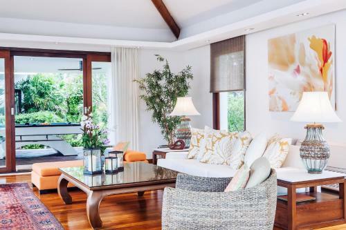 5 Bedroom Beach Front Villa Bang Po