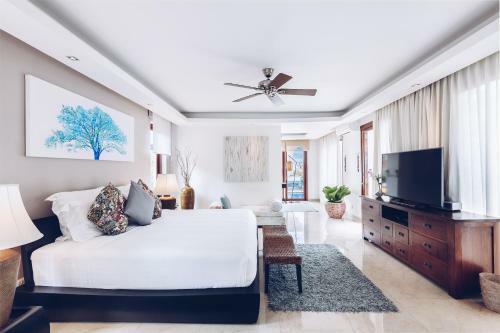 5 Bedroom Beach Front Villa Bang Po