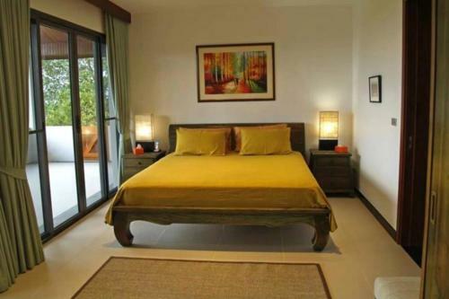 5 Bedroom Sea View Villa With Waterslide