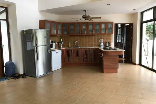 3 Bedroom Sea View Villa Santi