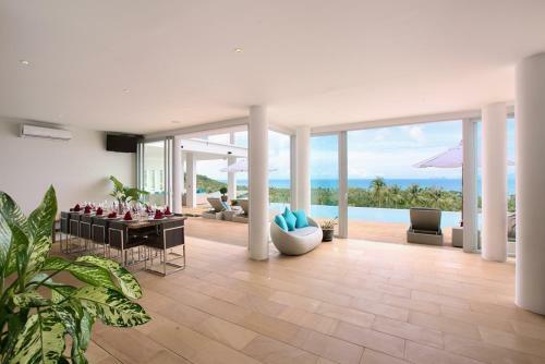 12 Bedroom Luxurious Seaview Villas