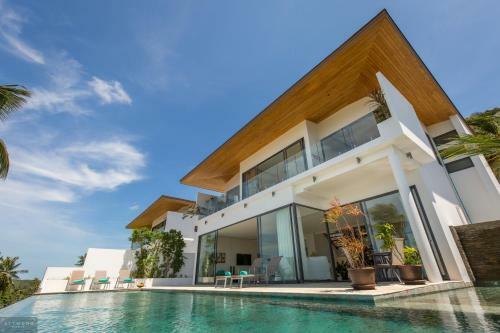 12 Bedroom Luxurious Seaview Villas