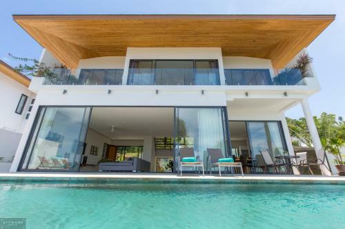 12 Bedroom Luxurious Seaview Villas