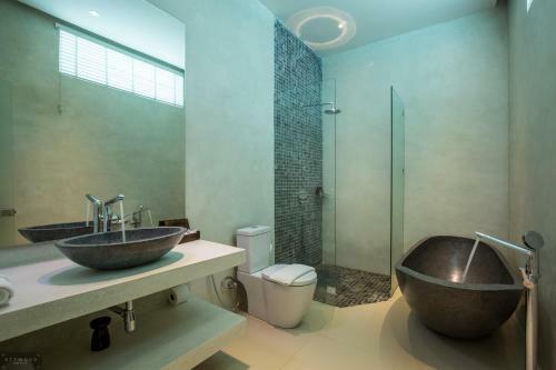 12 Bedroom Luxurious Seaview Villas