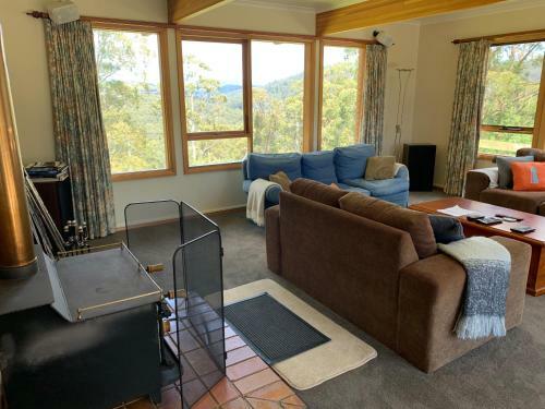 Black Bluff View Retreat