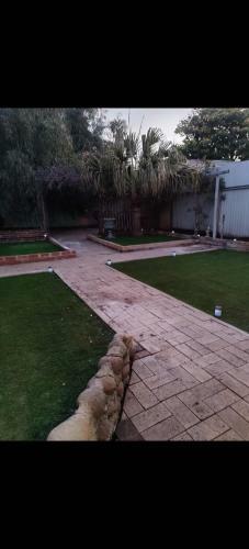 Touch Of Luxury In Works,payment Onsite Or Call Ahead