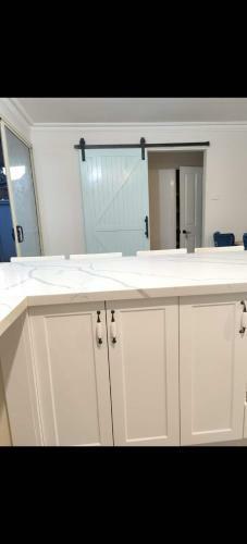 Touch Of Luxury In Works,payment Onsite Or Call Ahead