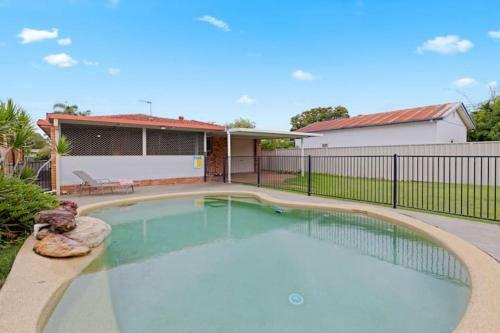 Gone Coastal - Pool, River, Beach Getaway