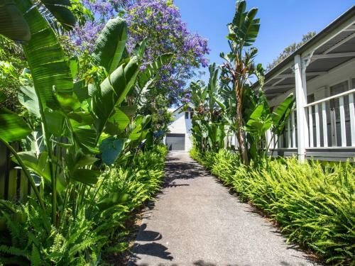 Bali Huts At Nowra - Private Resort Style Pool