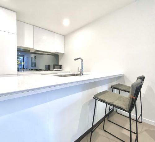 Apartamento New Oakleigh Stylish 2 Bedroom Apt With Beautiful View 2a