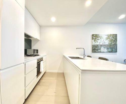 Apartamento New Oakleigh Stylish 2 Bedroom Apt With Beautiful View 2a