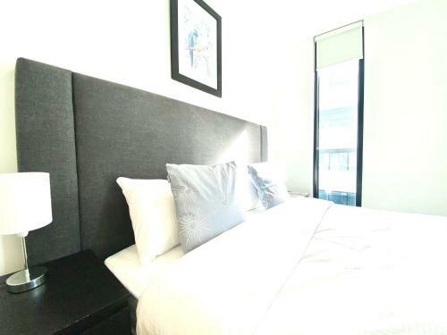 Apartamento Oakleigh Stylish 2b2b Apt With Beautiful View 4b