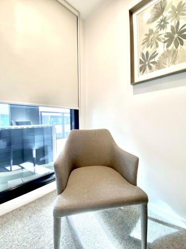 Apartamento Oakleigh Stylish 2b2b Apt With Beautiful View 4b