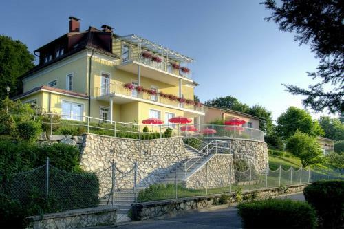 Apartamento Appartements Schwarzvilla