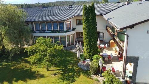 Hotel Garni Landhaus Servus
