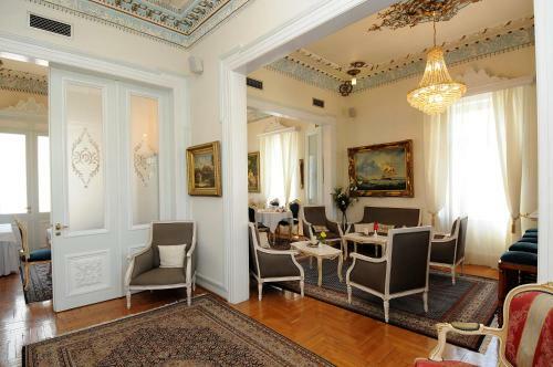 Pyrgos Of Mytilene Hotel