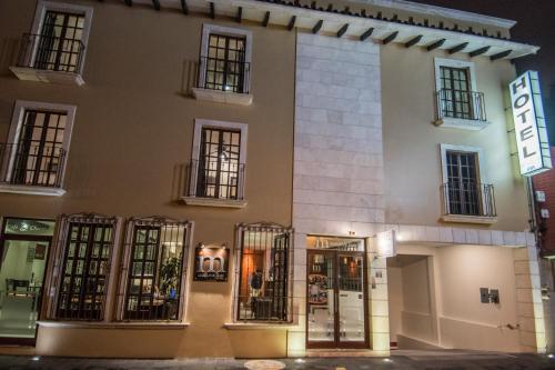 Majova Inn Hotel