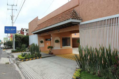 Hotel Express Posada Acueducto