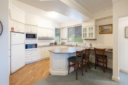 Lochinvar/camellia , Magnolia , Maple Cottage For A Relaxing Bathurst Holiday