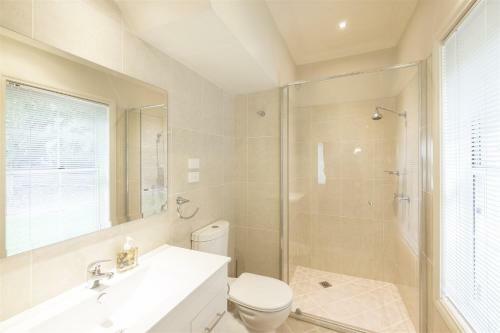 Lochinvar/camellia , Magnolia , Maple Cottage For A Relaxing Bathurst Holiday