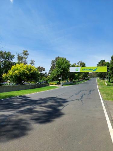 Lochinvar/camellia , Magnolia , Maple Cottage For A Relaxing Bathurst Holiday