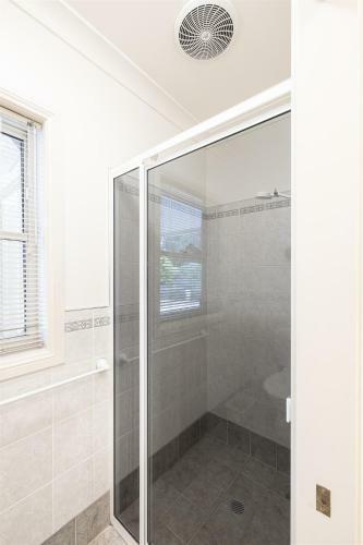 Lochinvar/camellia , Magnolia , Maple Cottage For A Relaxing Bathurst Holiday