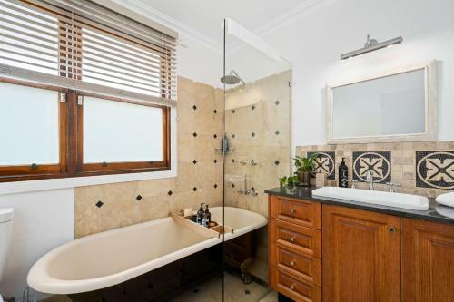 Lady Edwina Suite 2
