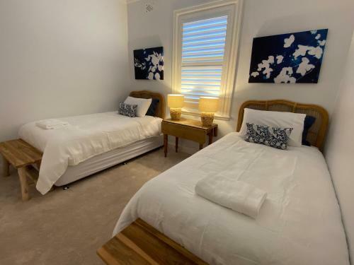 Stylish Comfort & Centrally Located!