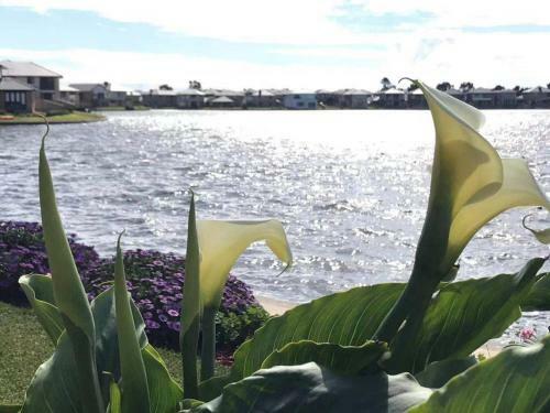 Waterfront Grand Villa For Big Group
