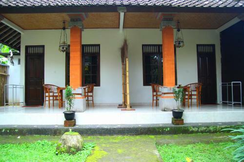 Hostal Sedana Jaya