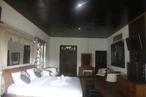 Lodge Pondok Legon House