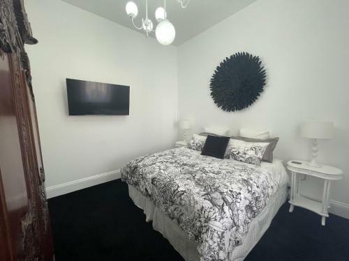 The Manor Apartments
