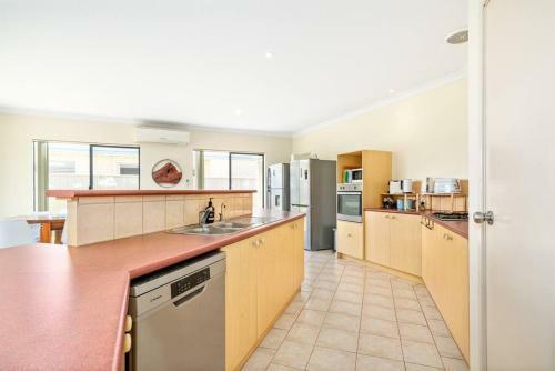 Golden Summers In Dunsborough