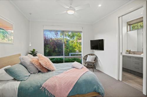 Ocean Cove Chalet