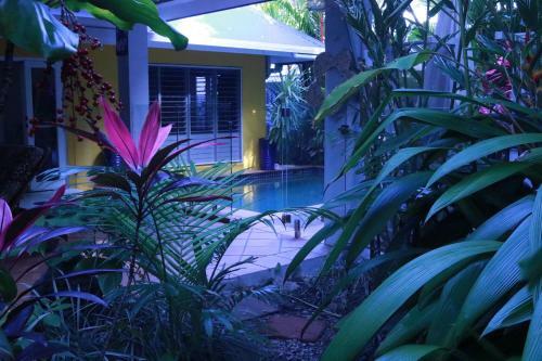 Villa Beauty Tiny Walk To Sea