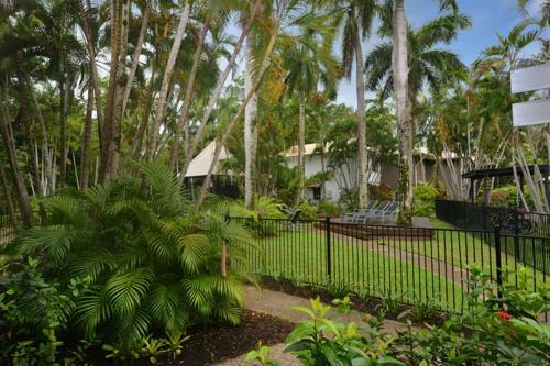 Beachside Villa With Private Lap Pool