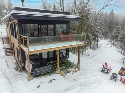 Hors Piste Ski Spa Foyer