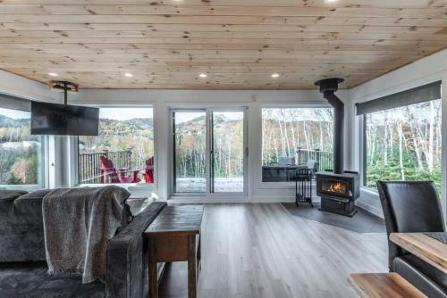 Hors Piste Ski Spa Foyer