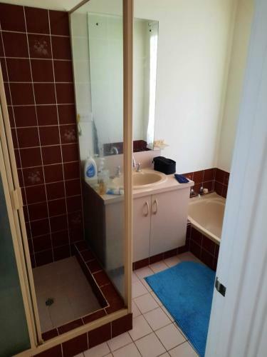 Comfortable Secure Homeshare No Quarantine Facilities Available