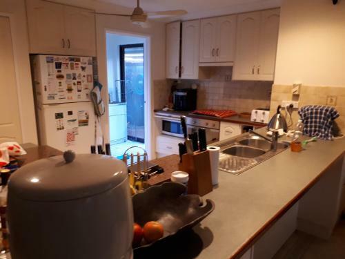 Comfortable Secure Homeshare No Quarantine Facilities Available