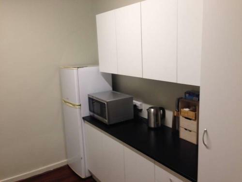 Affordable & Comfortable Apartment On Langley Park