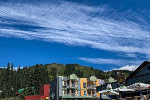 Apartamento Large Premium Condo Full Kitchen Silver Star Gondola Mountain Biking