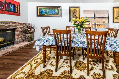 Santa Rosa Wine Country Getaway!