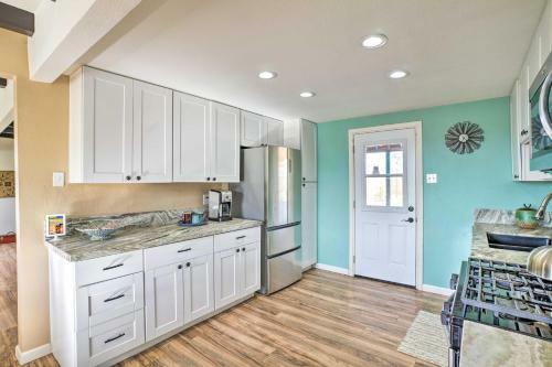 Pet-friendly Home With Patios And Private Hot Tub