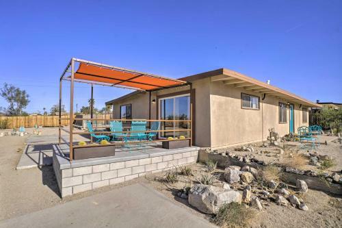 Pet-friendly Home With Patios And Private Hot Tub