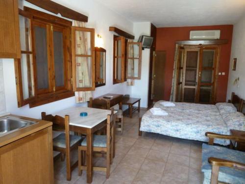 Akroyiali Apartments