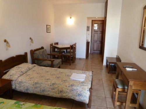 Akroyiali Apartments